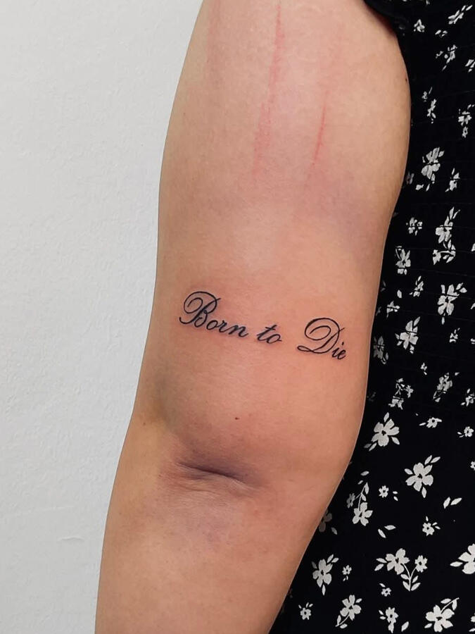 Blackwork tetoválás – győri tetoválás Dodó Ink Tattoo