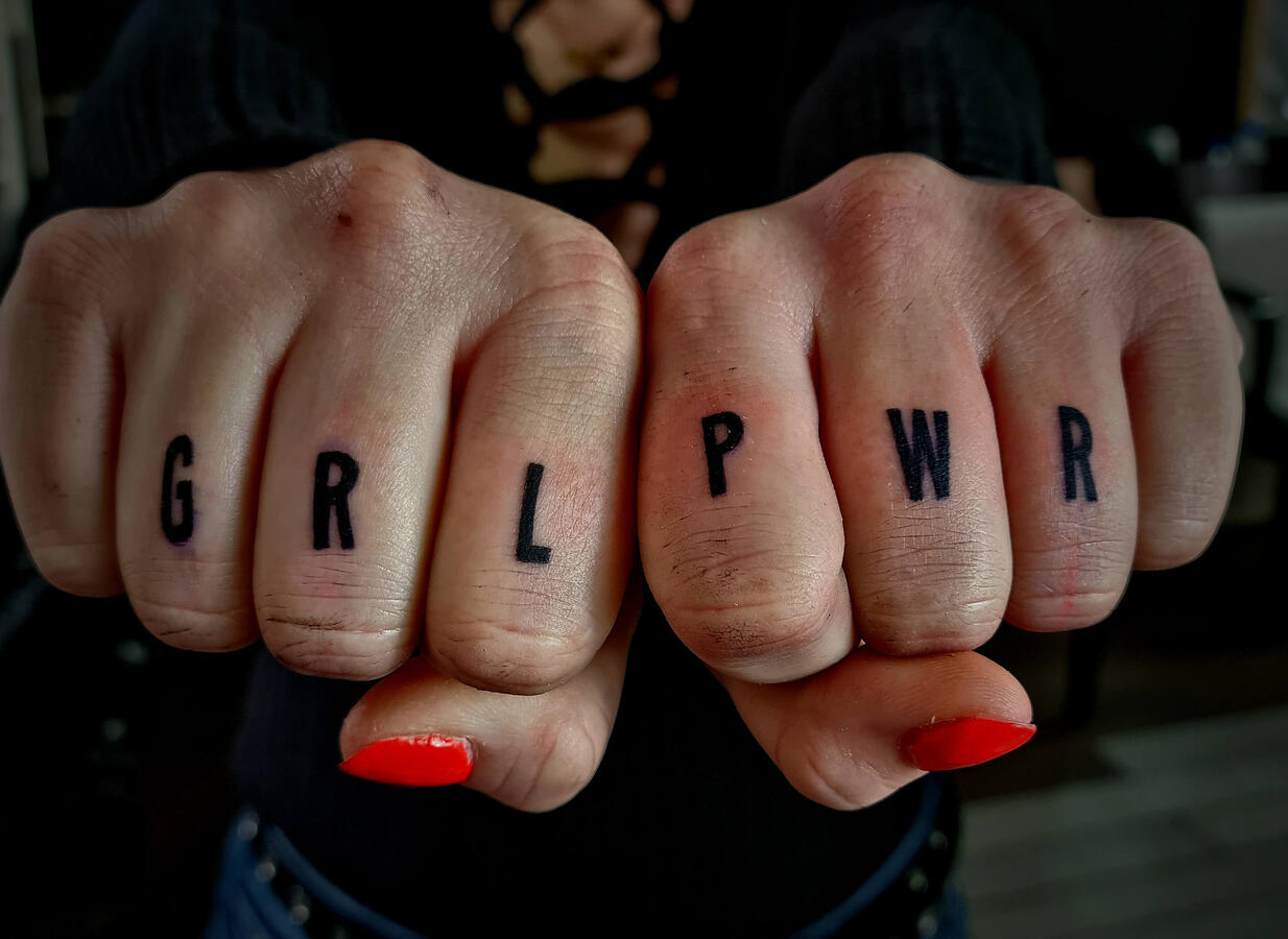 Blackwork tetoválás – győri tetoválás Dodó Ink Tattoo