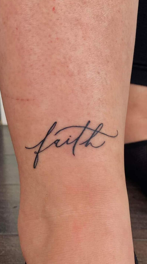 Blackwork tetoválás – győri tetoválás Dodó Ink Tattoo