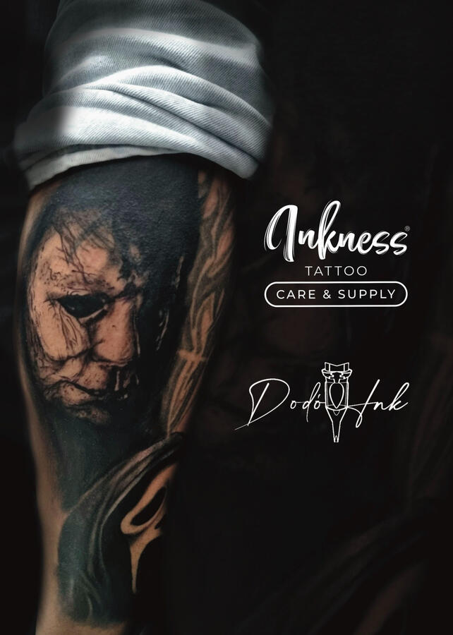 Blackwork tetoválás – győri tetoválás Dodó Ink Tattoo