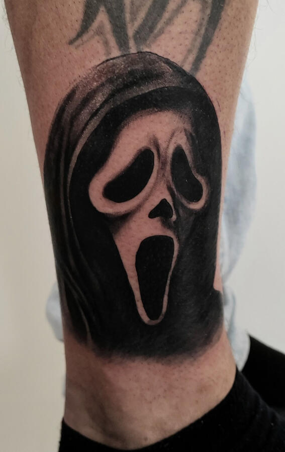 Blackwork tetoválás – győri tetoválás Dodó Ink Tattoo