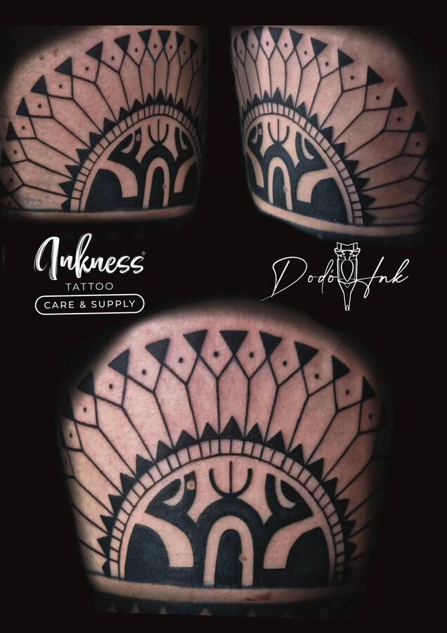 Blackwork tetoválás – győri tetoválás Dodó Ink Tattoo