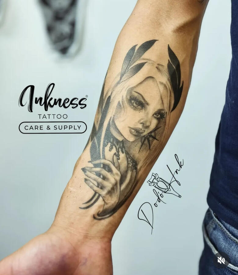 Blackwork tetoválás – győri tetoválás Dodó Ink Tattoo