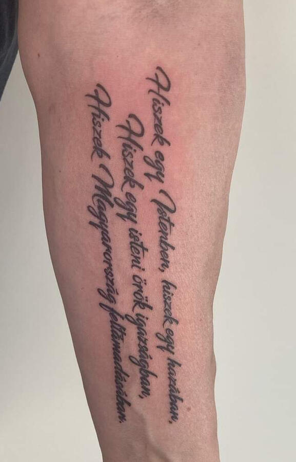 Blackwork tetoválás – győri tetoválás Dodó Ink Tattoo