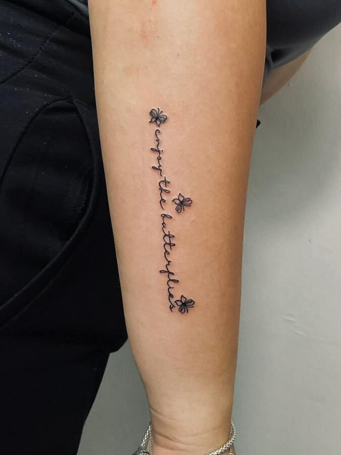 Blackwork tetoválás – győri tetoválás Dodó Ink Tattoo